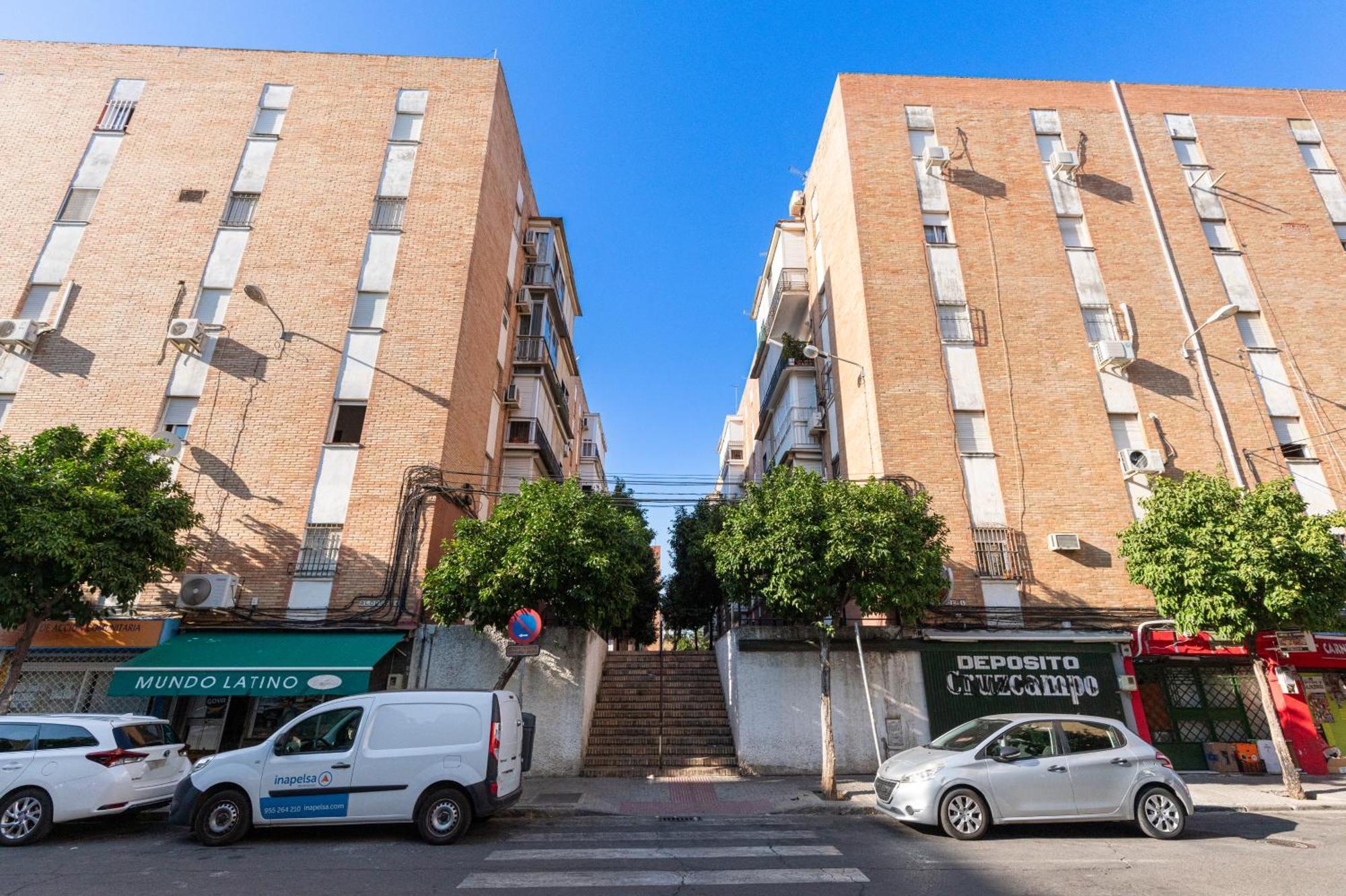 Piso Elegante Y Nuevo De 3 Habitaciones Y 2 Banos إشبيلية المظهر الخارجي الصورة