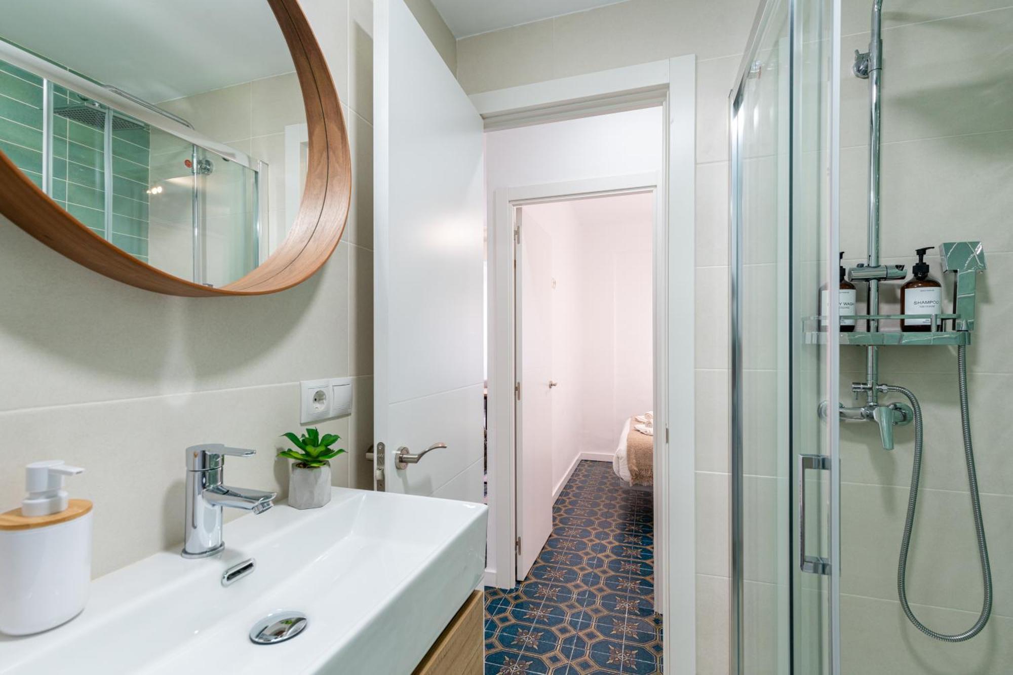 Piso Elegante Y Nuevo De 3 Habitaciones Y 2 Banos إشبيلية المظهر الخارجي الصورة