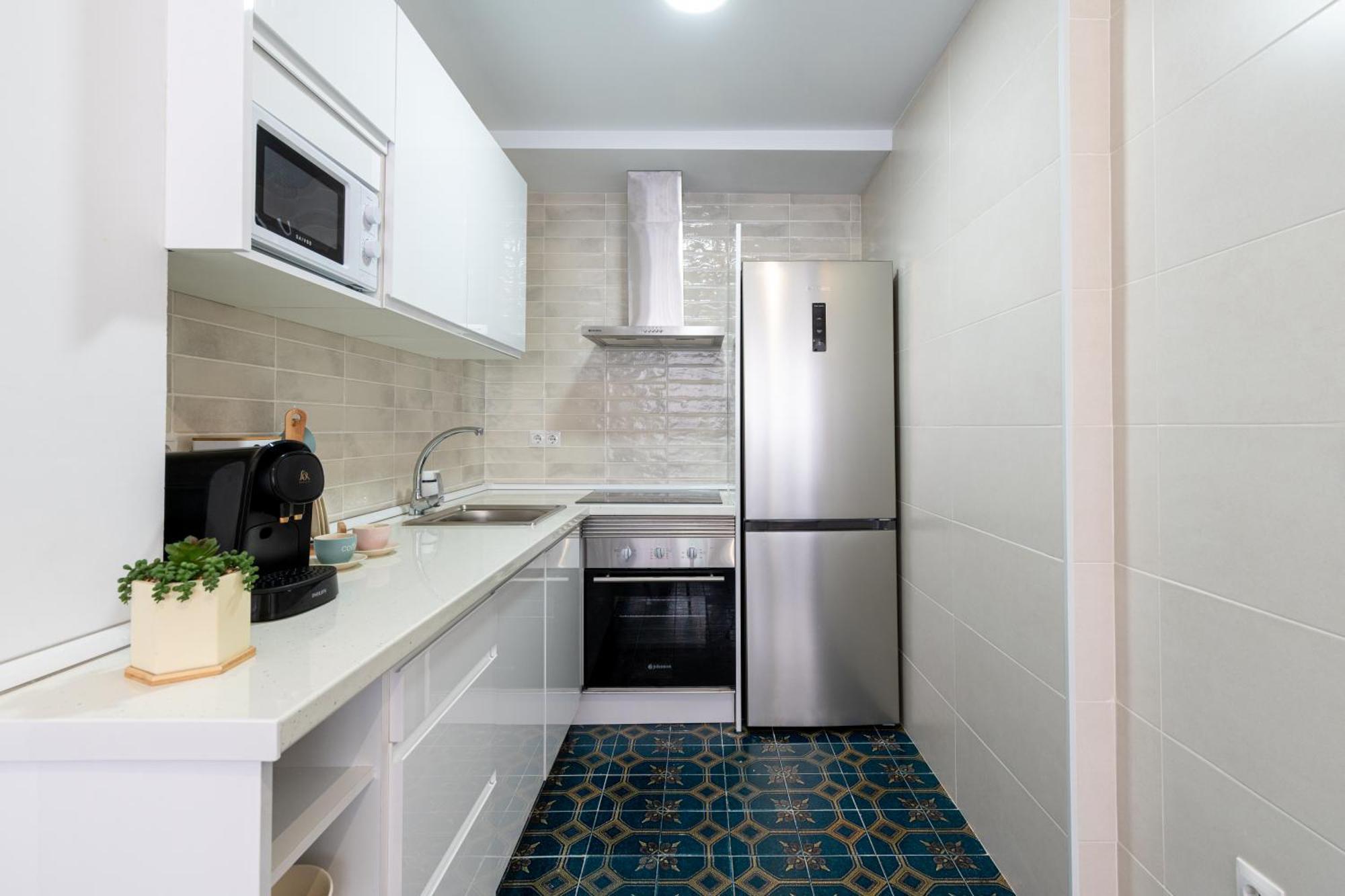 Piso Elegante Y Nuevo De 3 Habitaciones Y 2 Banos إشبيلية المظهر الخارجي الصورة