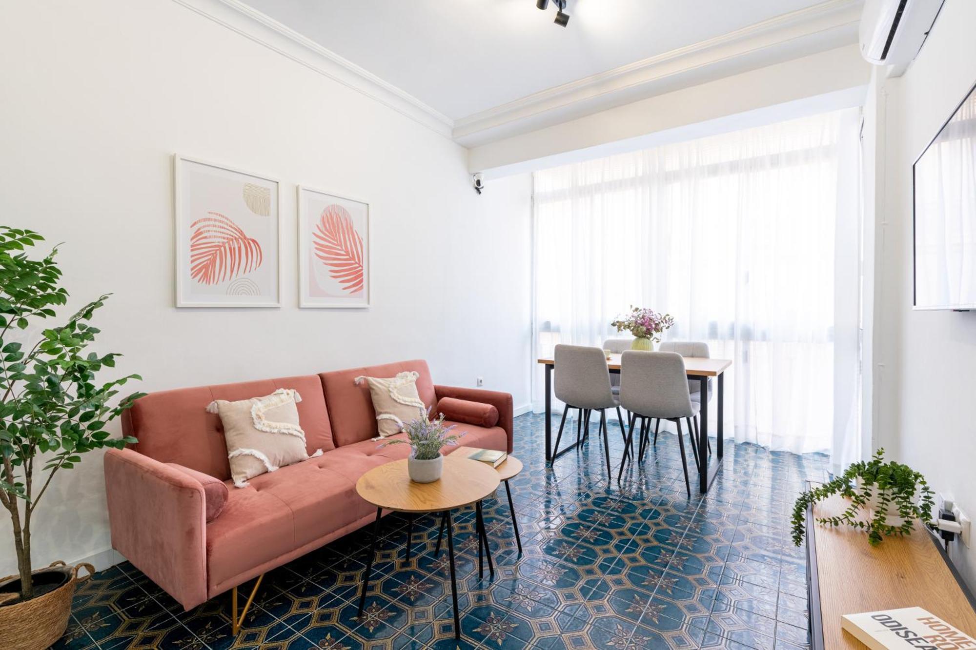 Piso Elegante Y Nuevo De 3 Habitaciones Y 2 Banos إشبيلية المظهر الخارجي الصورة