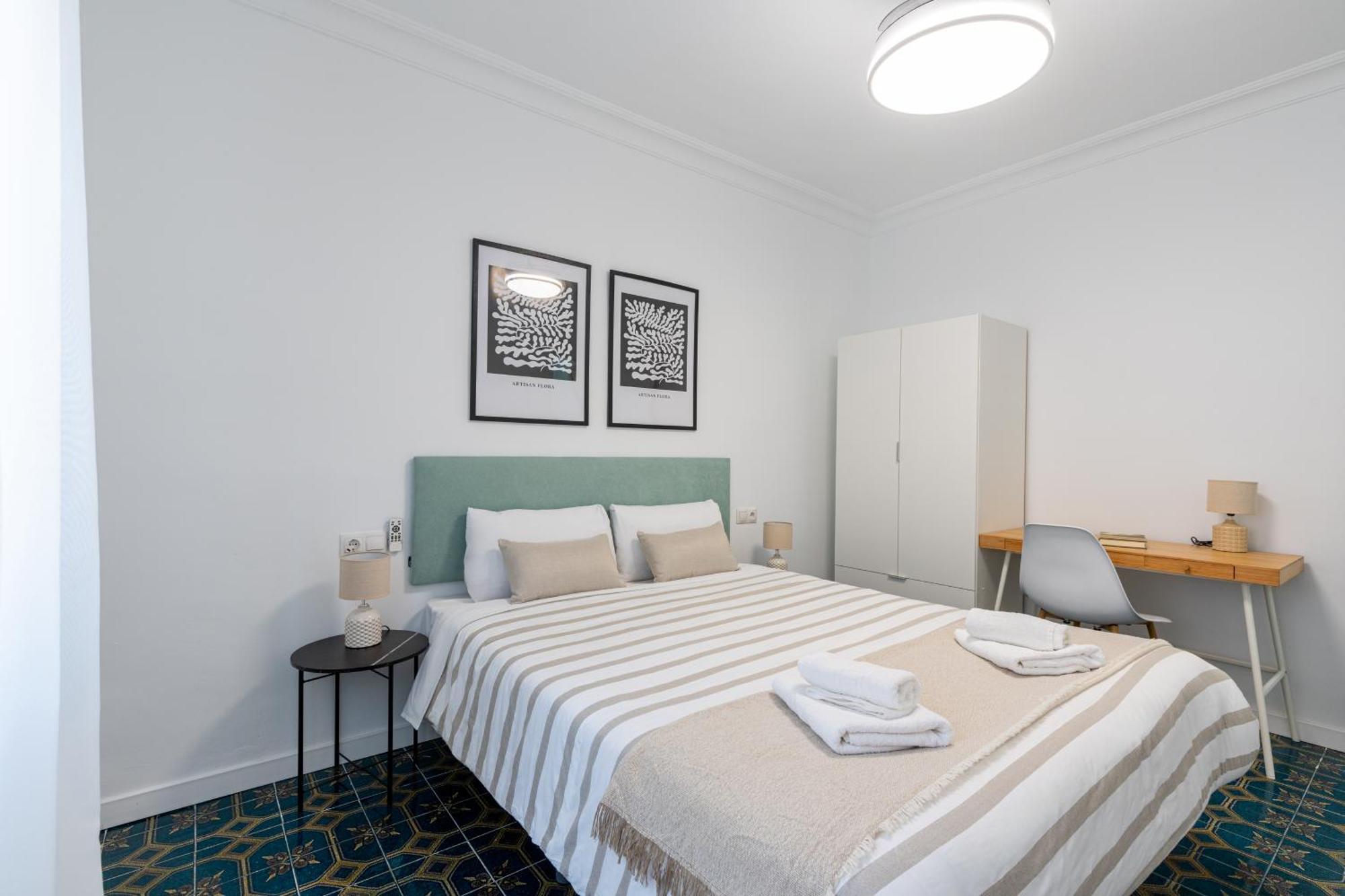 Piso Elegante Y Nuevo De 3 Habitaciones Y 2 Banos إشبيلية المظهر الخارجي الصورة
