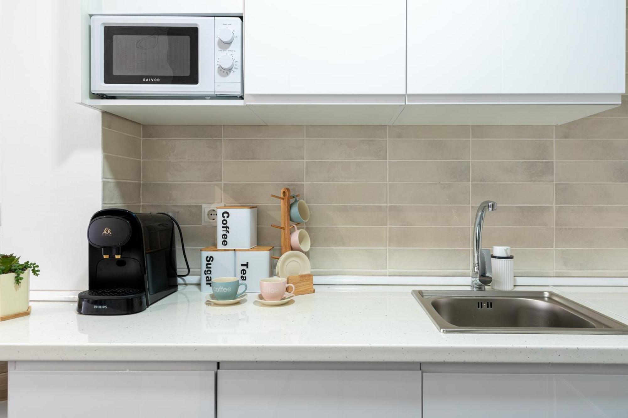Piso Elegante Y Nuevo De 3 Habitaciones Y 2 Banos إشبيلية المظهر الخارجي الصورة