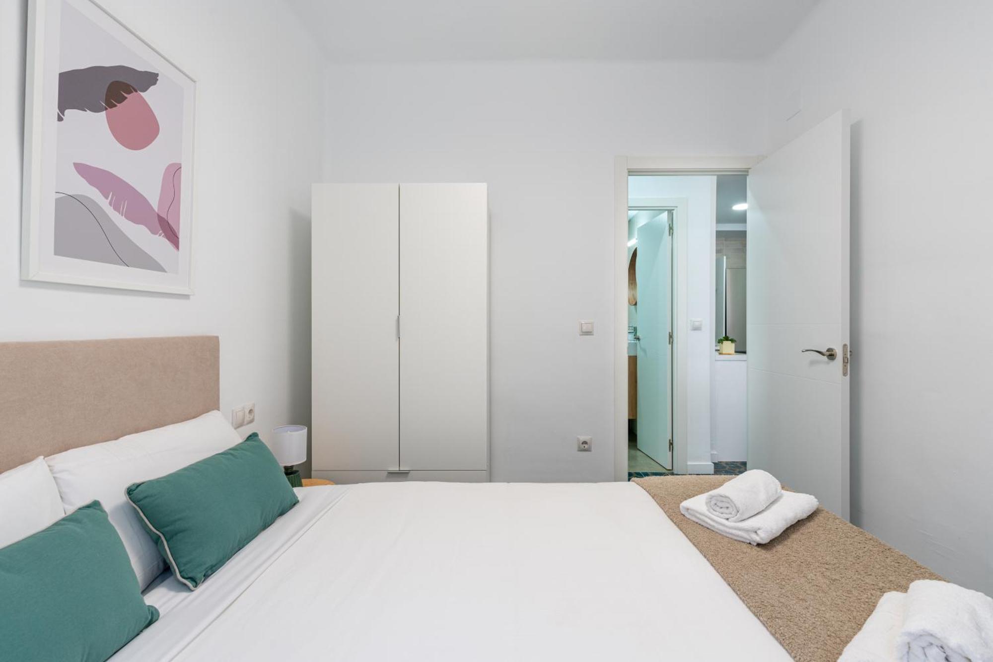 Piso Elegante Y Nuevo De 3 Habitaciones Y 2 Banos إشبيلية المظهر الخارجي الصورة