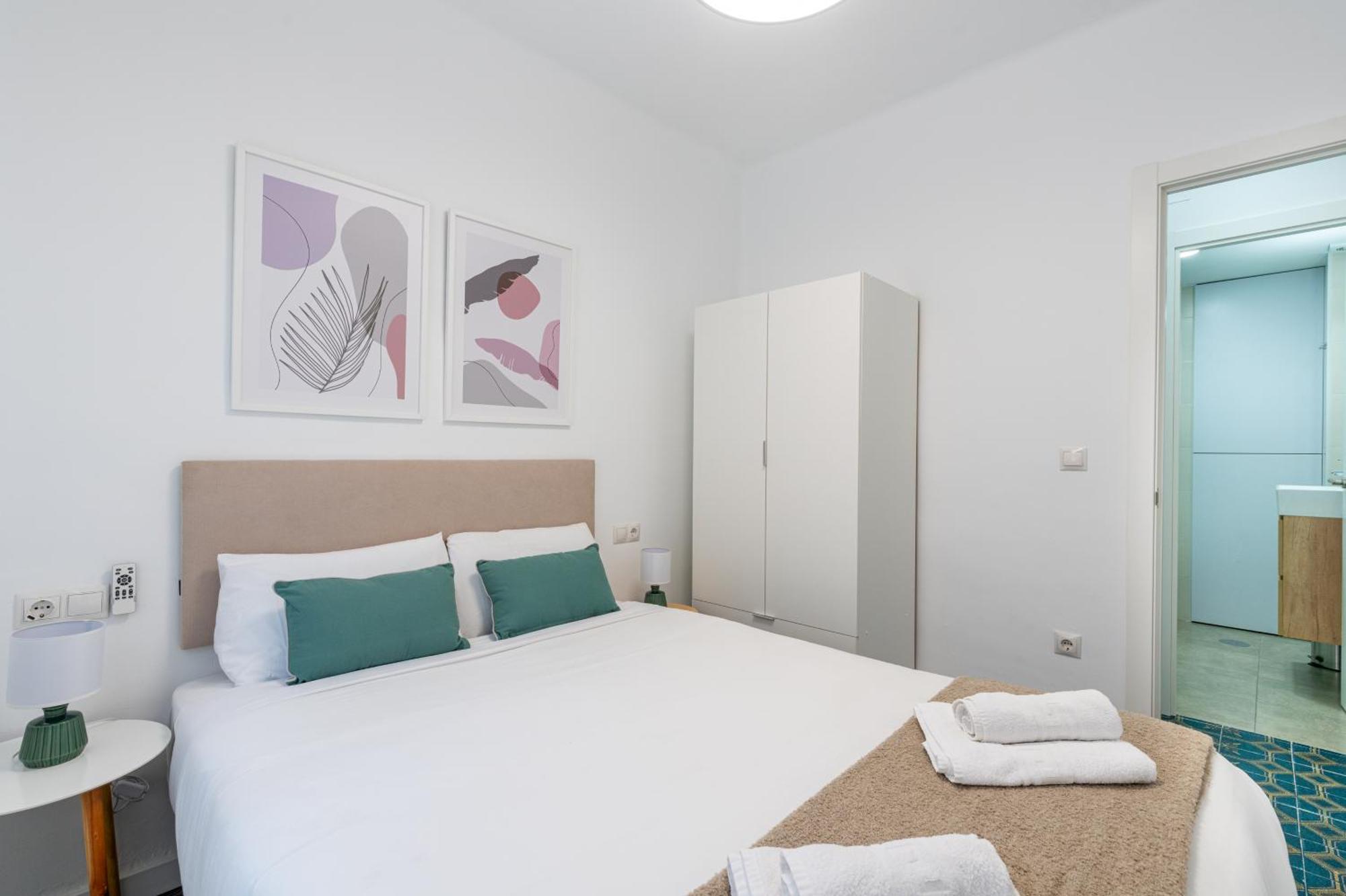 Piso Elegante Y Nuevo De 3 Habitaciones Y 2 Banos إشبيلية المظهر الخارجي الصورة